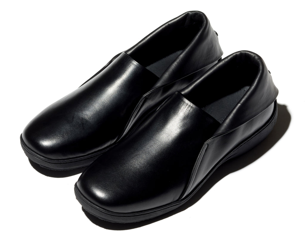 ISKAR SLIP-ON - BLACK